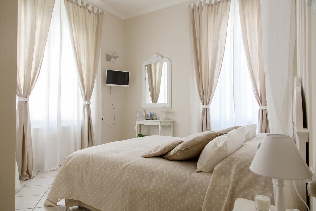 La Maison Des Anges Apartment ลาสเปเซีย ภายนอก รูปภาพ